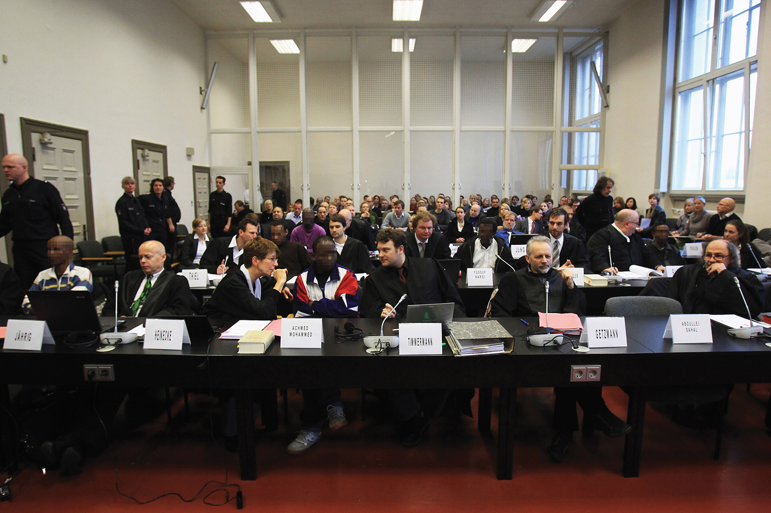 Em 2010, Michael cobriu o julgamento de dez piratas da Somália, no tribunal de Hamburgo, Alemanha. Foto: Joerne Pollex