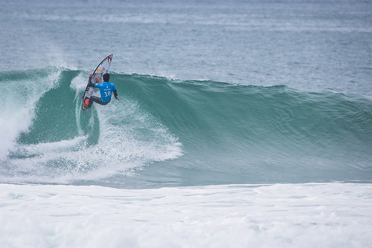 Gabriel Medina durante a etapa em 2015. Foto: WSL