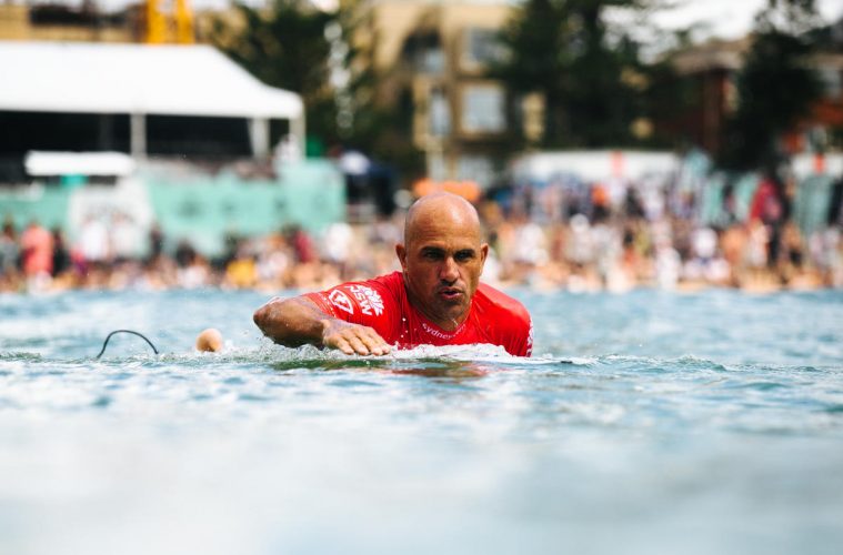 Para a WSL, só Kelly Slater surfou em Sydney nesta quarta Hardcore