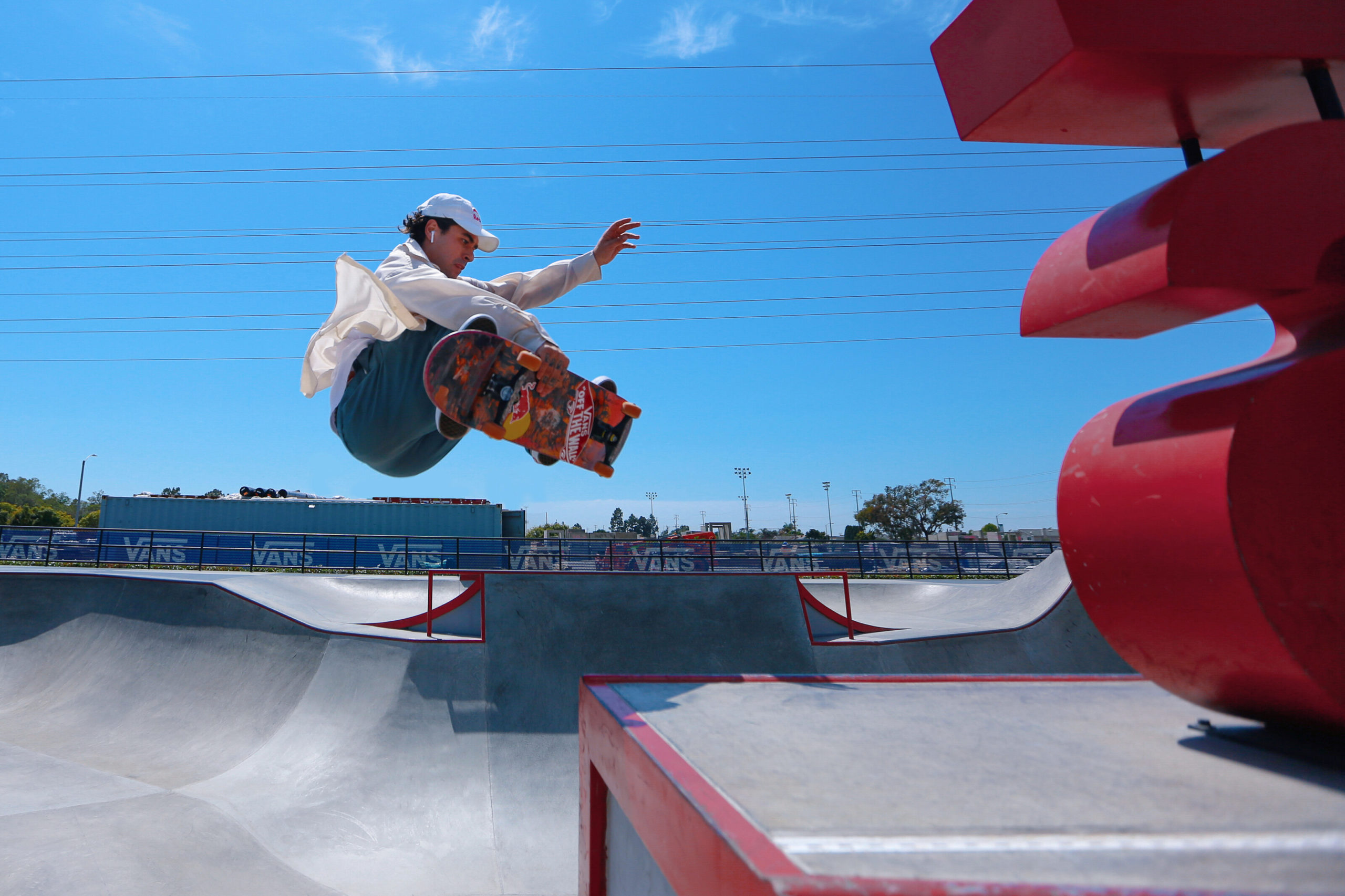 Conheça a dupla do skate park que é esperança de medalha do