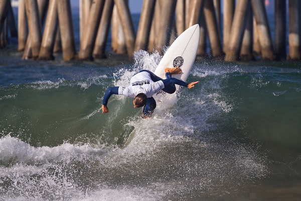 US Open of Surfing Alex Ribeiro