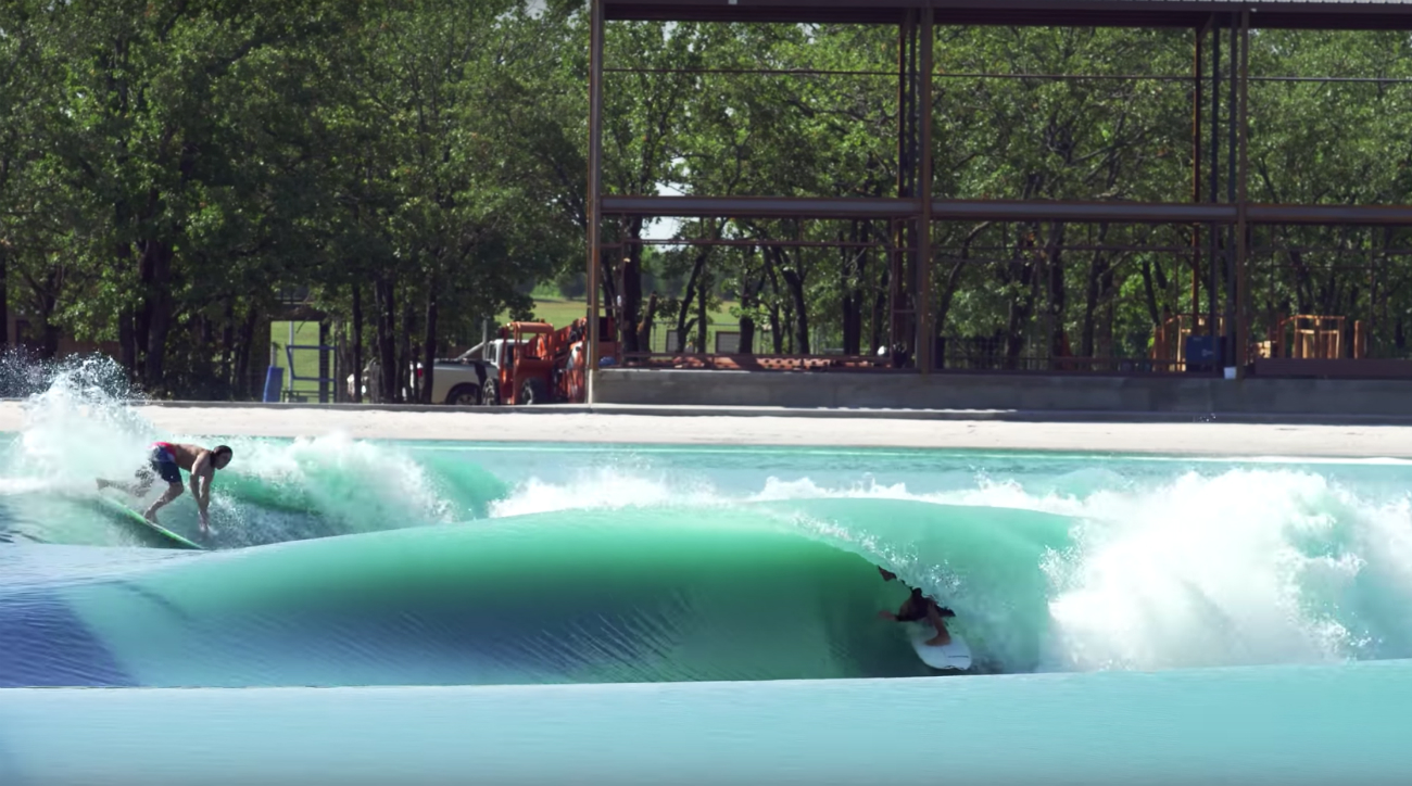 O melhor vídeo da piscina de ondas de Waco até agora - SURF HARDCORE