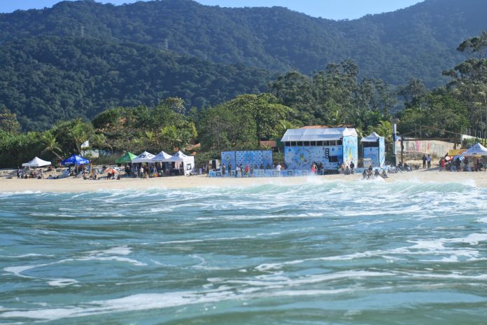 Hang Loose Surf Attack Camburi