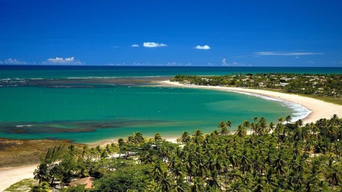 Bahia Surf Festival começa o aquecimento para o verão na Praia de Itacimirim