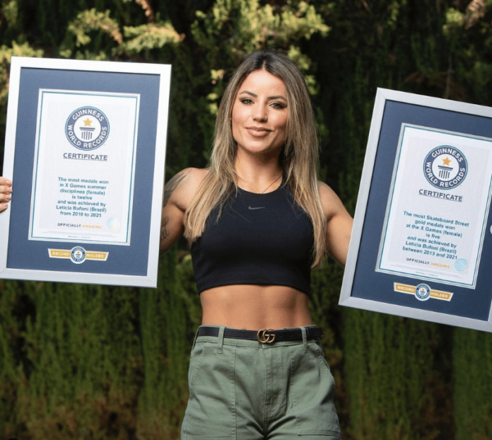 Letícia Bufoni faz história no Guinness World Records: com 12 medalhas, skatista é a que mais soma vitórias no X Games. Confira